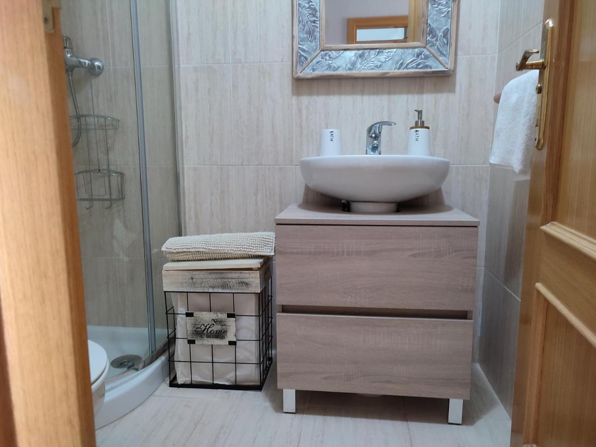Junto Playa Levante Con Terraza Chill-Out-2 Wcs-A Estrenar Gemelos 23 Benidorm Eksteriør bilde